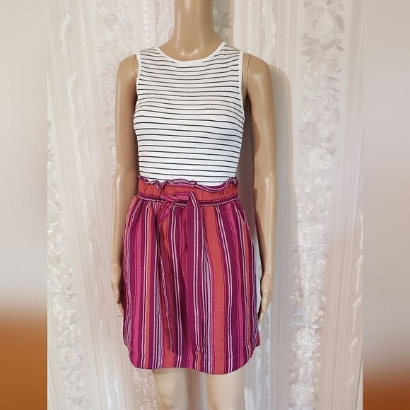 A New Day Belt Linen Skirt - Picture 2 of 7